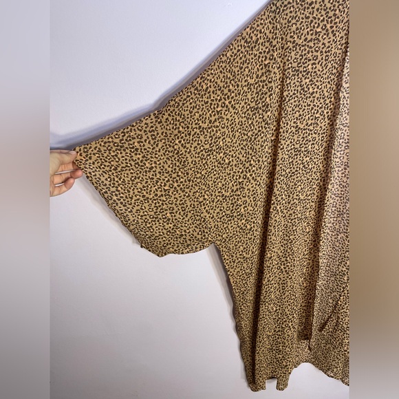 Aerie American Eagle Leopard Kimono One Size Fits All NWOT - Picture 3 of 5